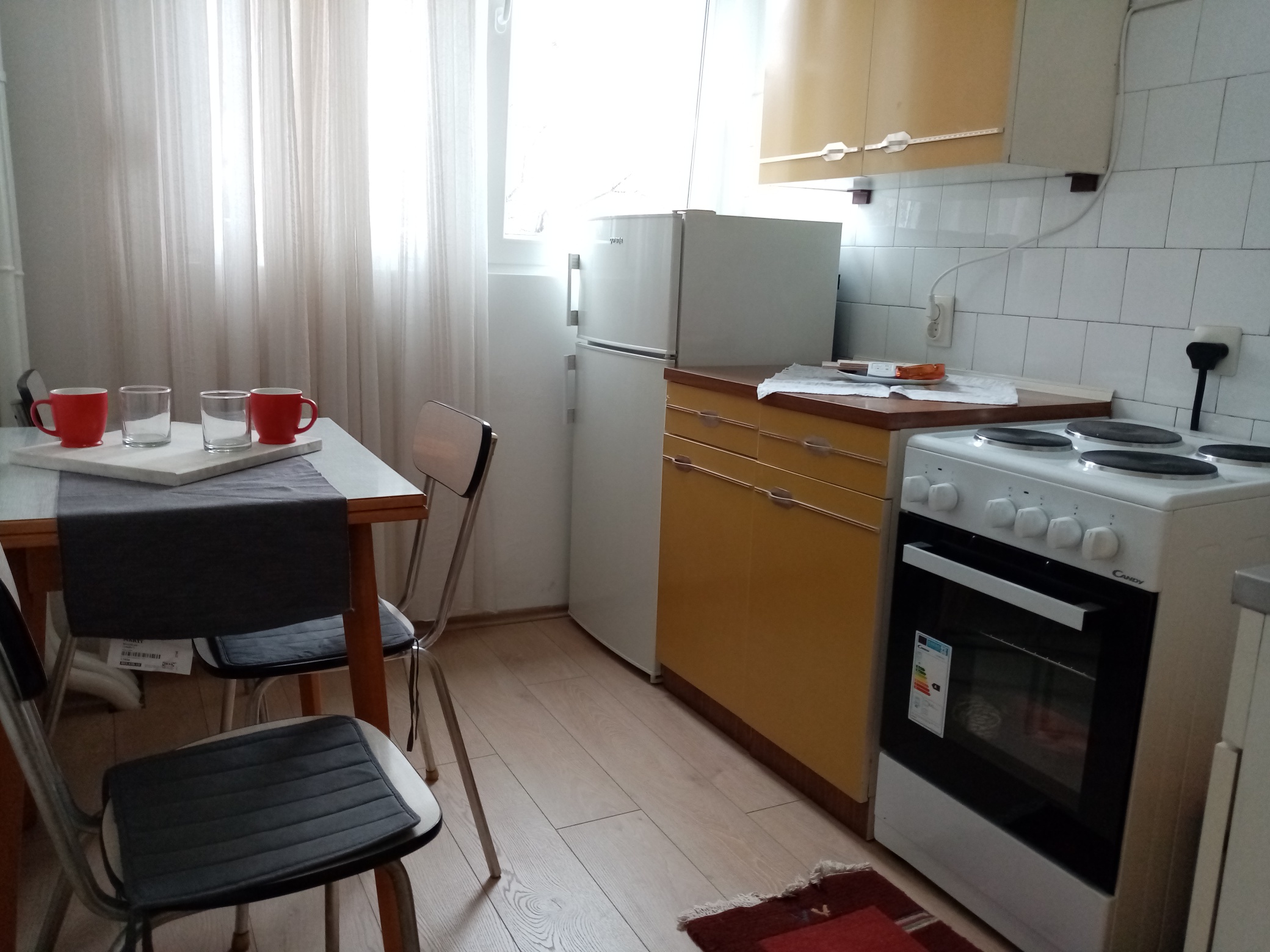 Iznajmljujem renoviran, namešten stan na Novom Beogradu -vlasnik