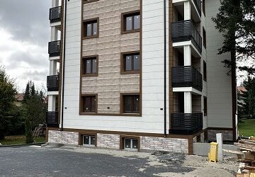 Prodaja LUX stana u mirnom kraju Zlatibora