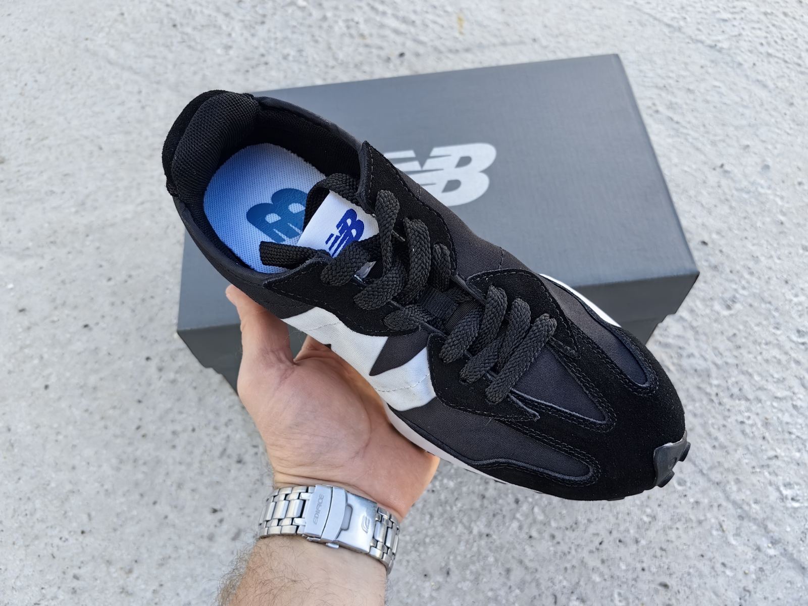 New Balance 327 Black