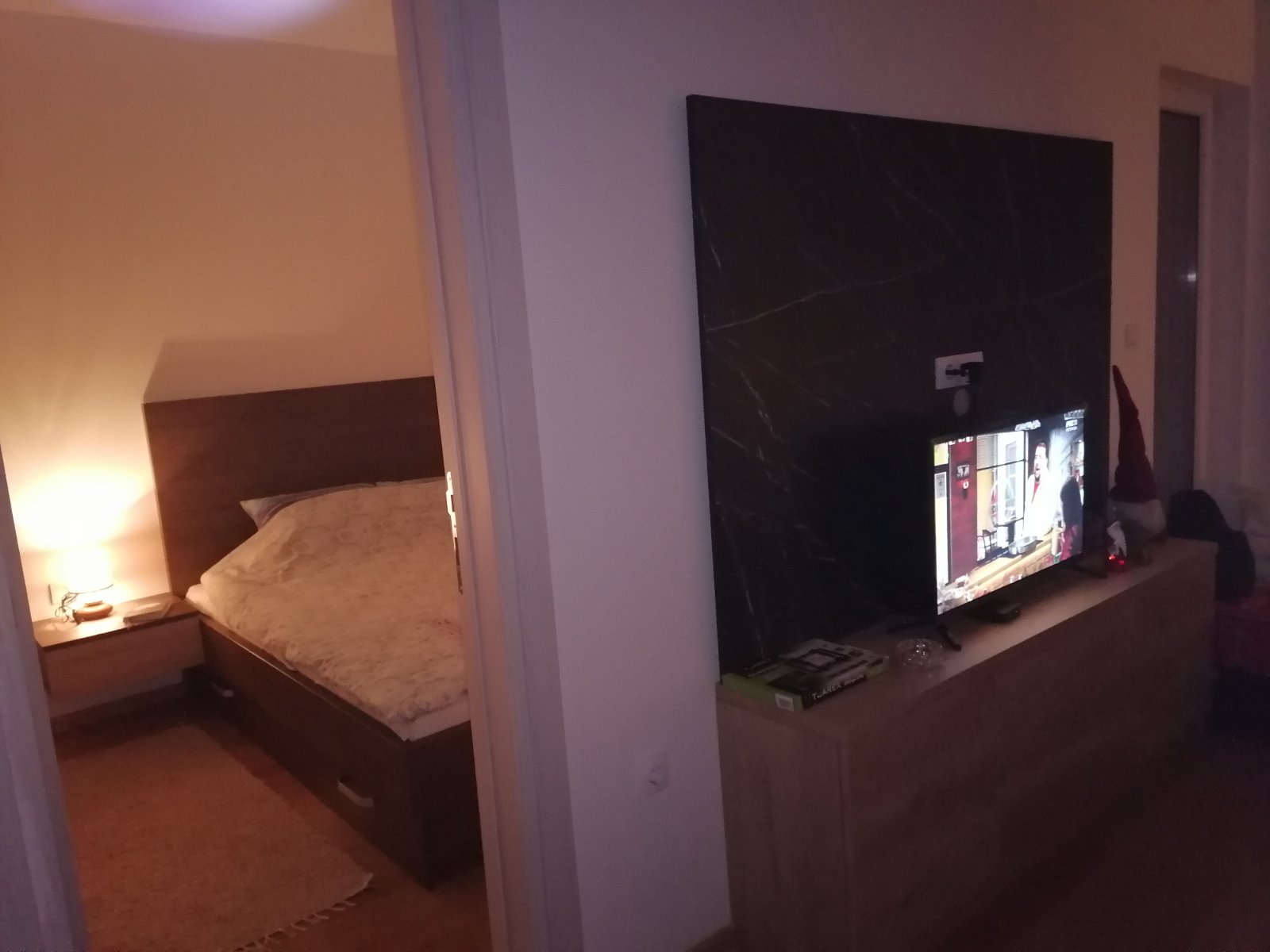 Prodajem apartman u centru Zlatibora