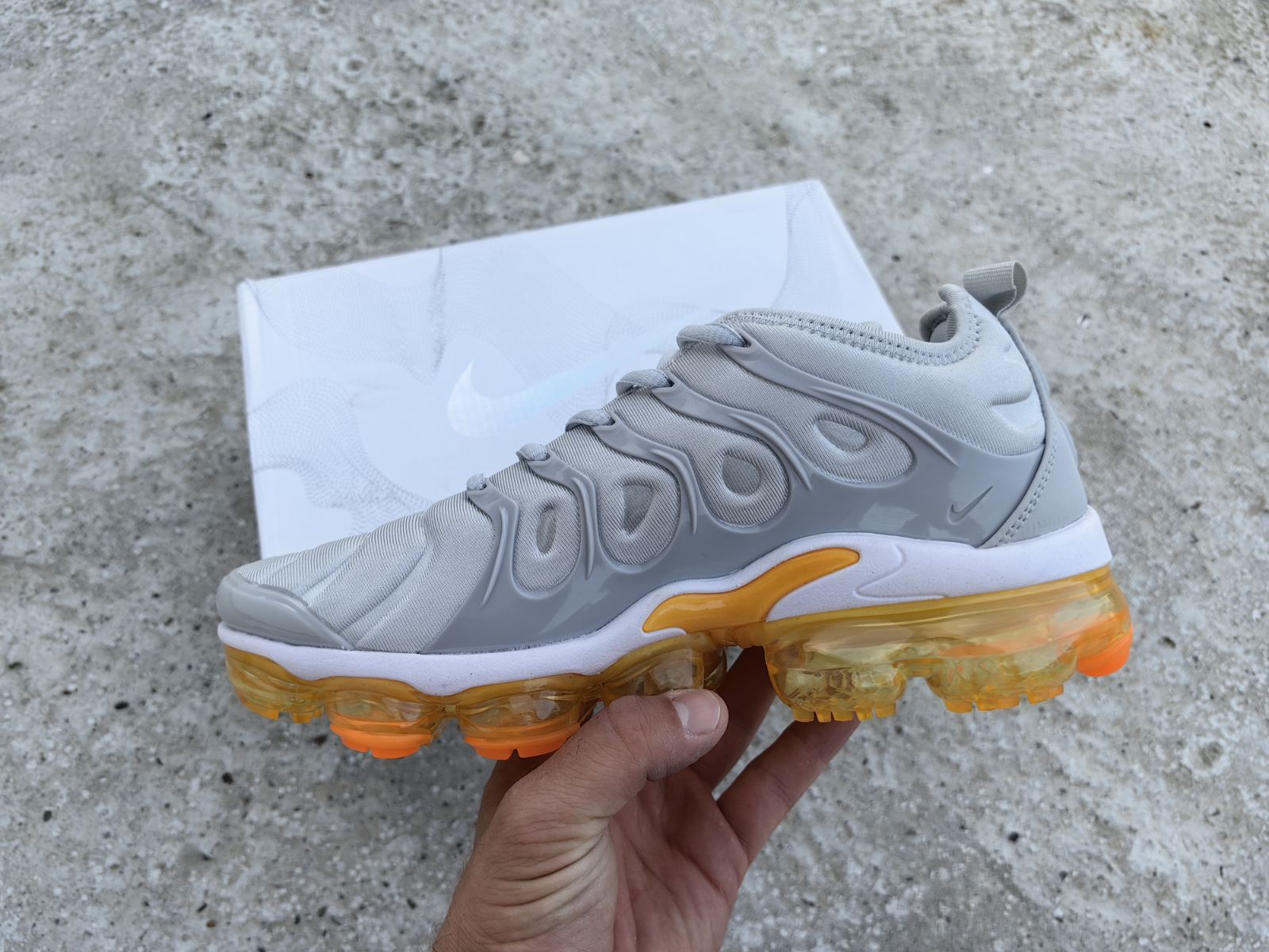 Nike Air VaporMax Plus Creamsicle