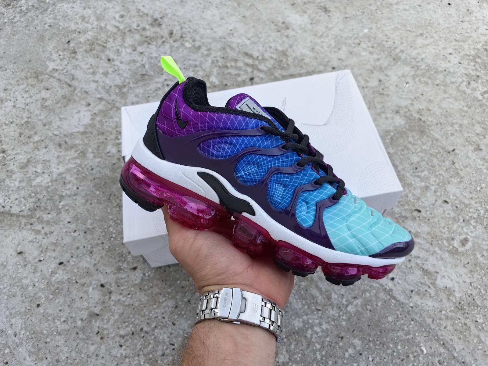 Nike Air VaporMax Plus Hyper Violet