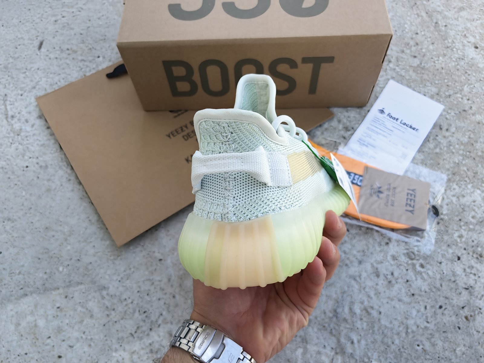 Adidas Yeezy Boost 350 V2 Hyperspace