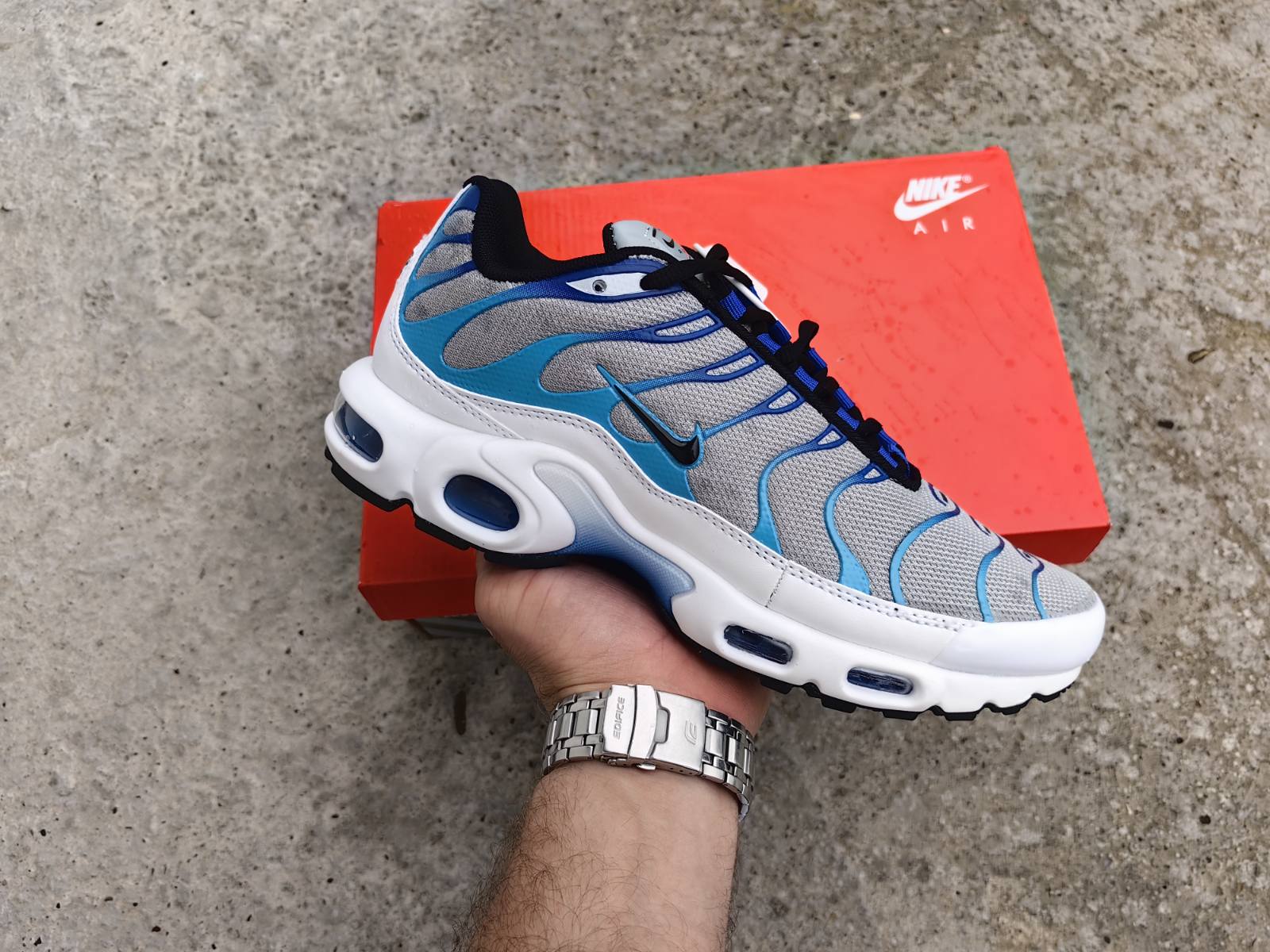 Nike Air Max Plus TN Light Smoke Blue Lightning