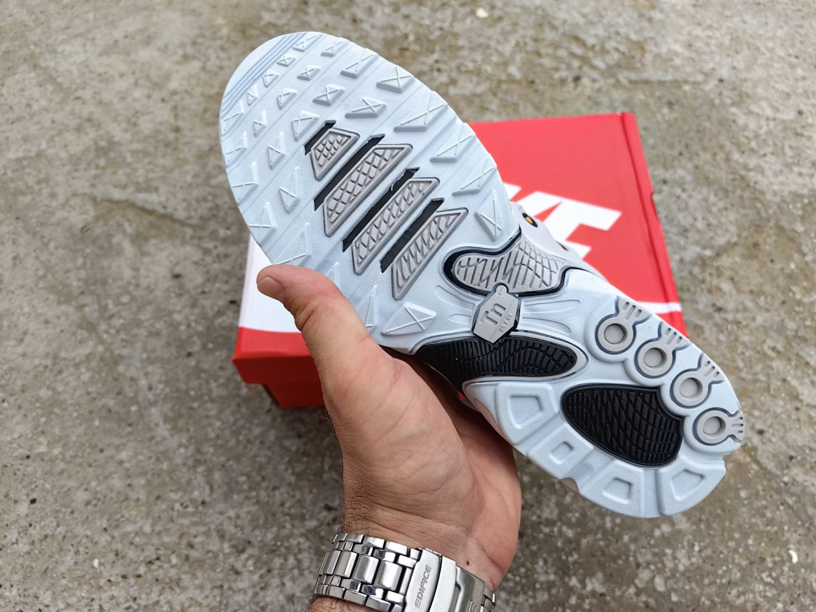 Nike Air Max Plus Drift Light Smoke Grey