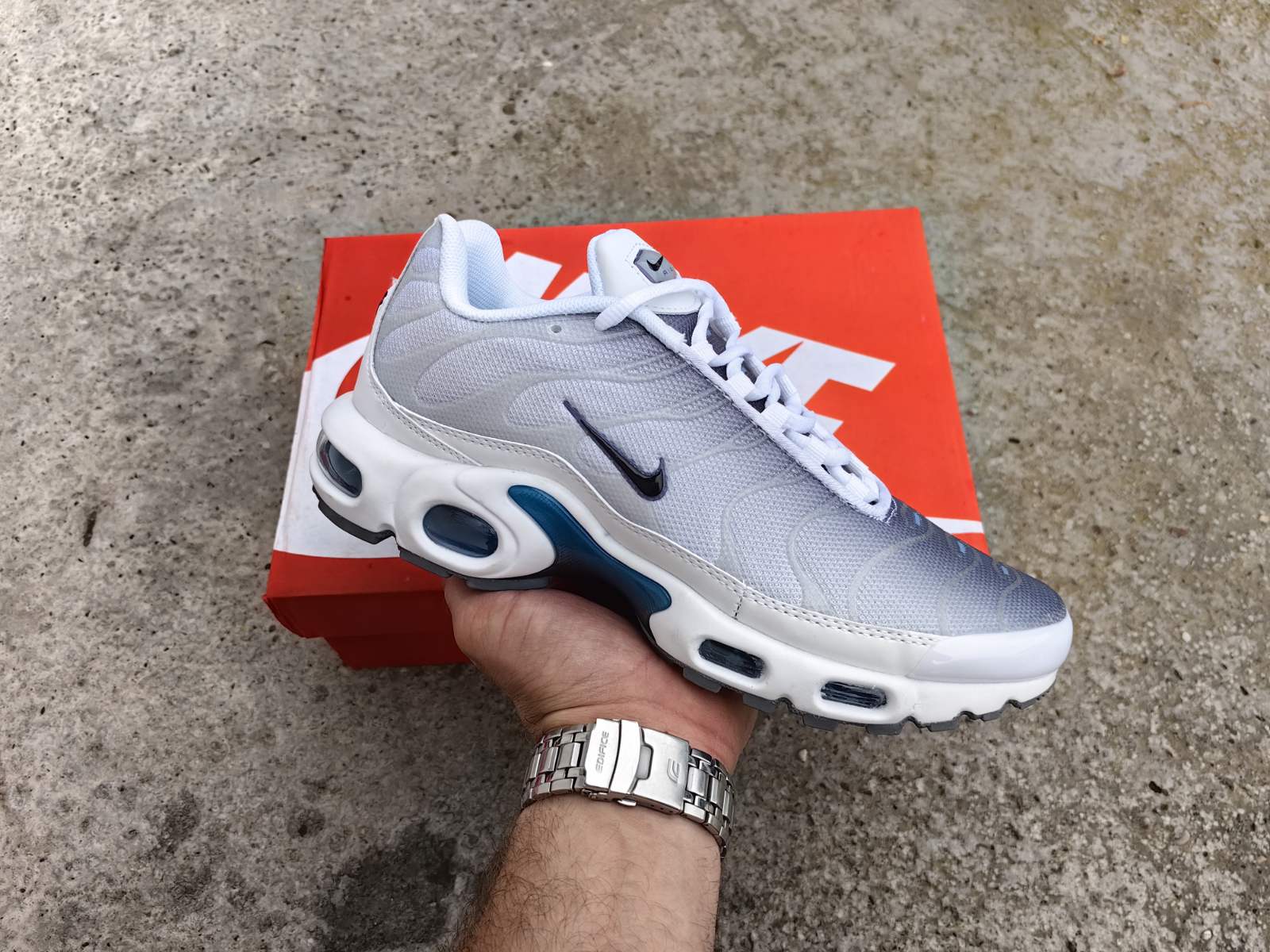 Nike Air Max Plus TN Sail Grey