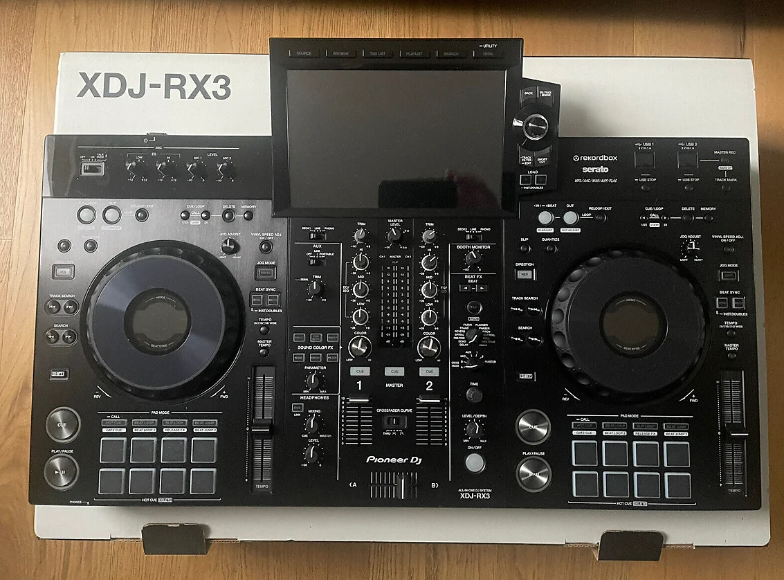 Pioneer DJ OPUS-QUAD, Pioneer DJ XDJ-RX3, Pioneer XDJ-XZ , Pioneer DJ DDJ-FLX10, Pioneer DDJ-1000, Pioneer DDJ-1000SRT, Pioneer DJ DDJ-REV7, Pioneer CDJ-3000, Pioneer DJ DJM-A9 , Pioneer CDJ-2000NXS2, Pioneer DJM-900NXS2, Pioneer DJ DJM-V10-LF , Pioneer DJ DJM-S11, Denon DJ Prime 4+ , Allen & Heath Xone:96,   PLAYdifferently MODEL 1,  Rane Four