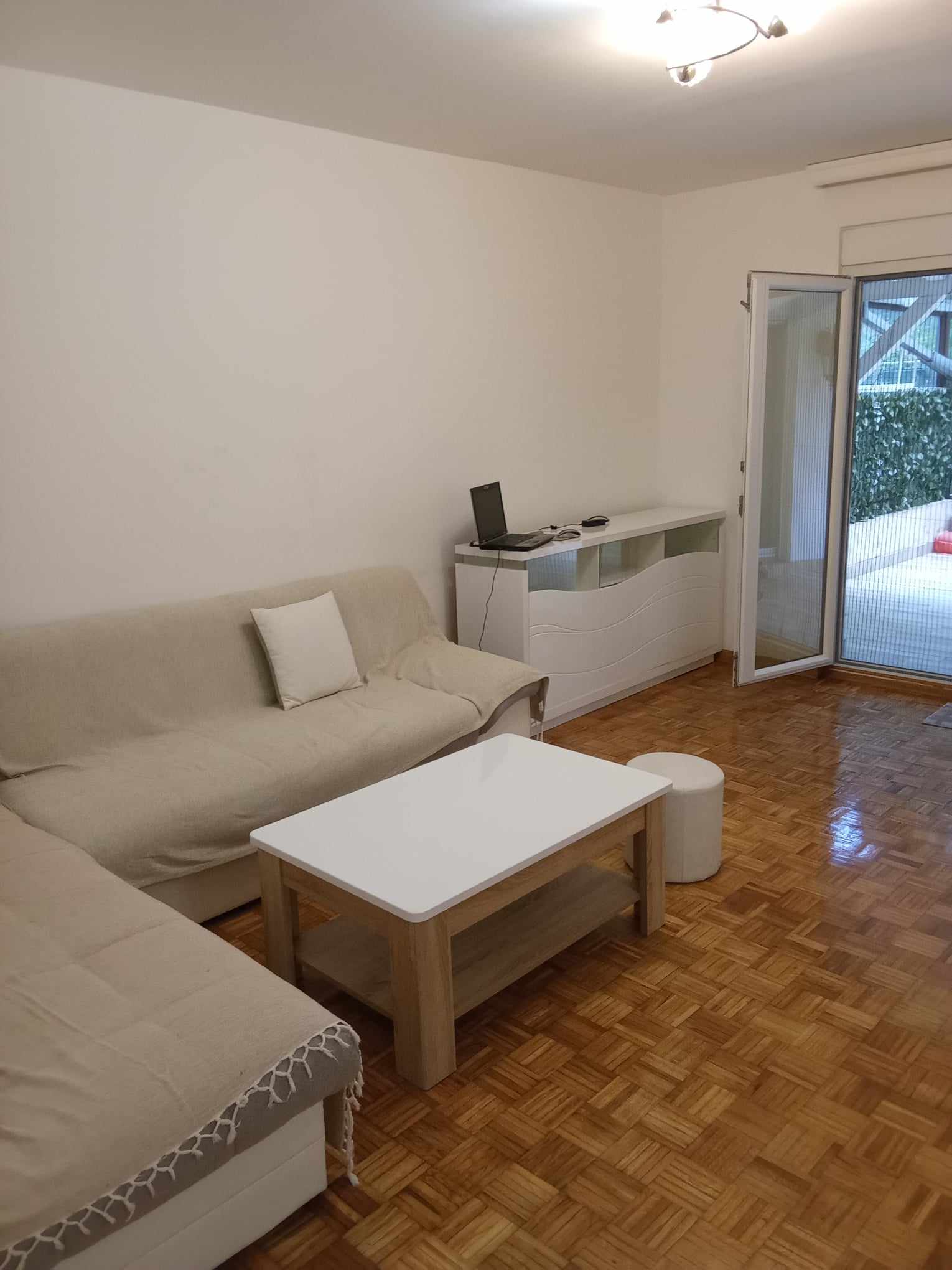 Selling flat with tenants Belgrade Expo 2027 Surcin 4.0 lux Čelebonovića Bežanijska kosa Novi Beograd wheelchair ramp park view huge terrace glass winter house renovated furnished tenanted property investment buy-to-let Serbia