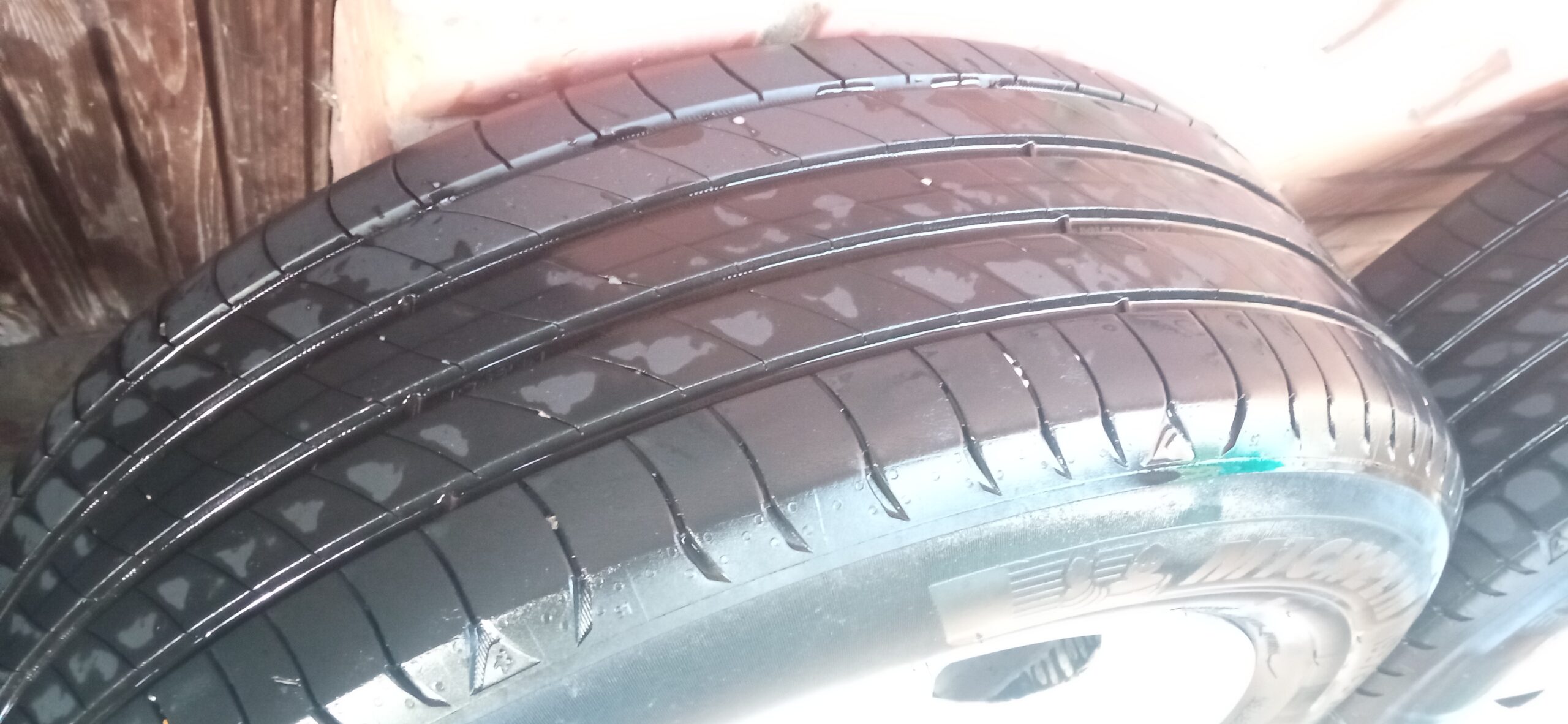 Alu felne Enzo R15 sa odličnim gumama Michelin Primacy 4