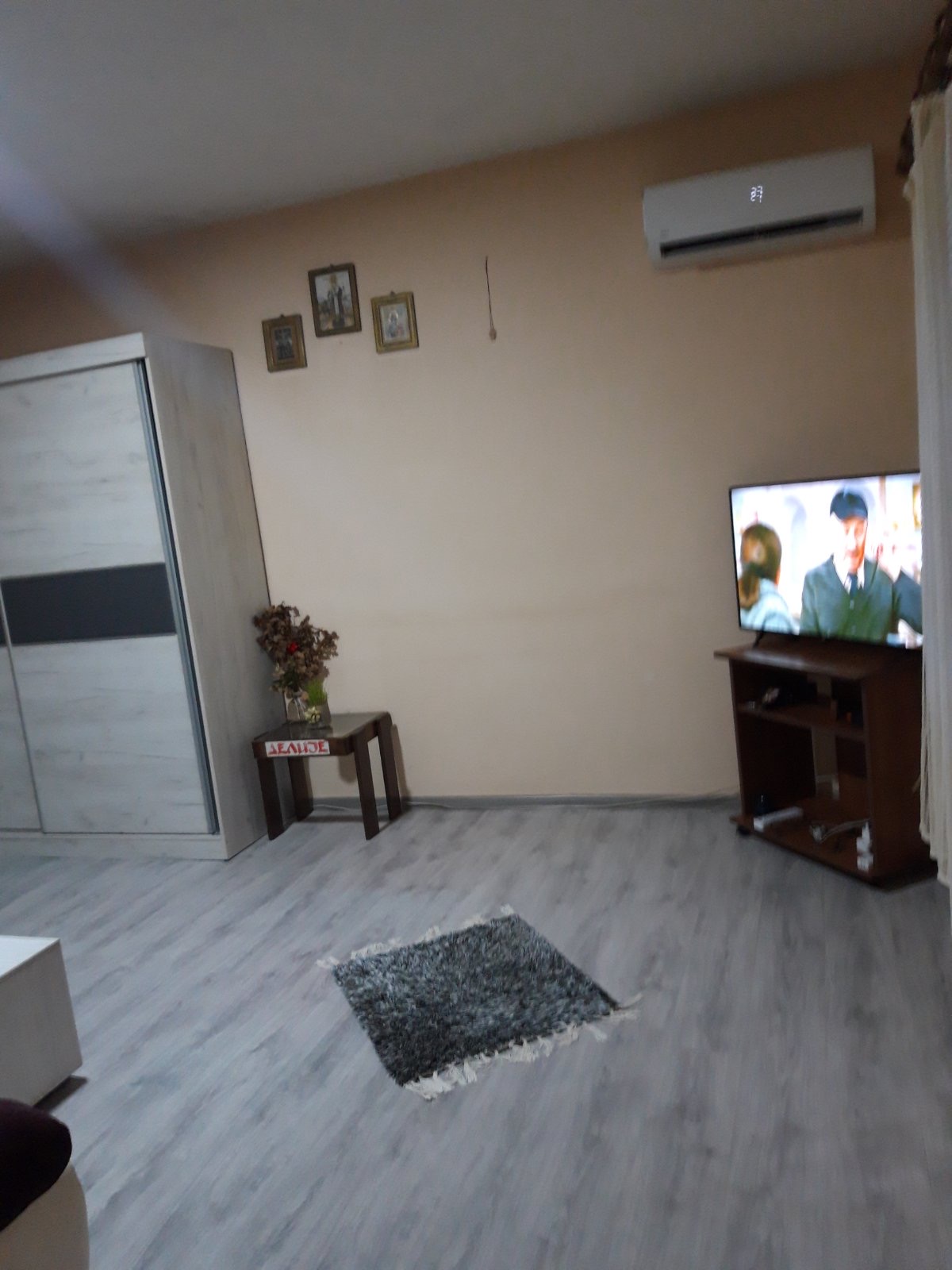 Prodajem kucu u Malim Crljenima-Lazarevac