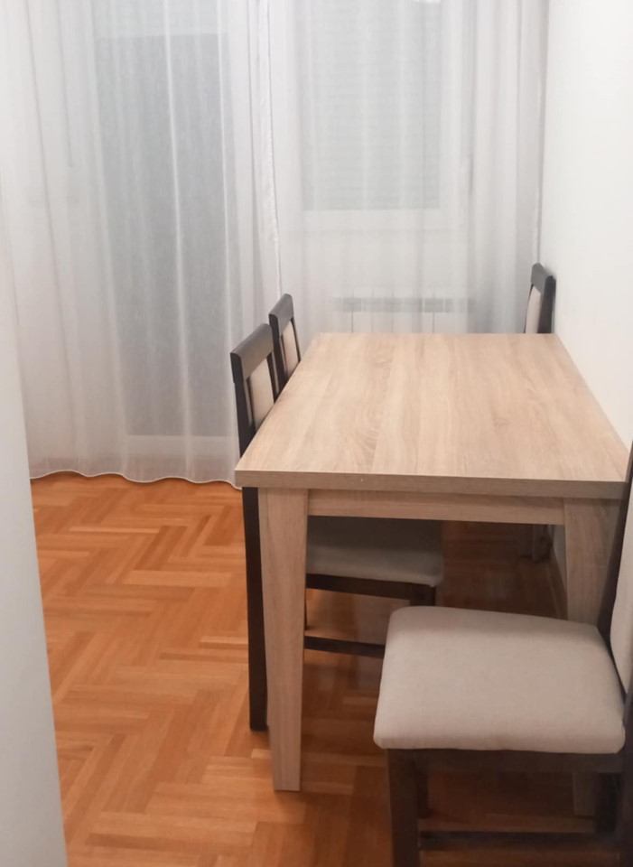 Izdajem jednosoban stan od 40m2 u Bg/Kumodraž