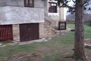 Na prodaju kuća u mestu Mali Crljeni