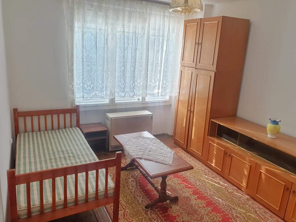 Izdajem dvosoban stan u Nisu kod Palilulske rampe
