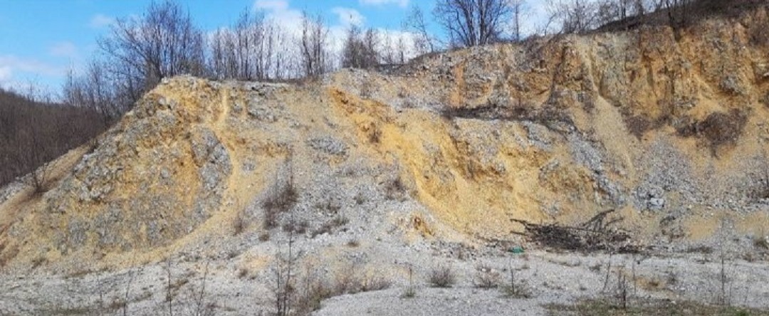 Prodajem kamenolom