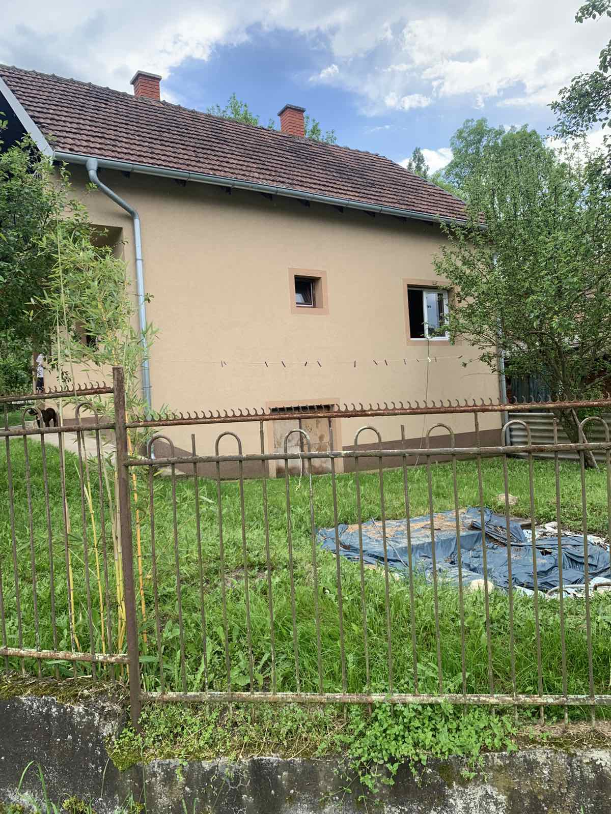 Na prodaju kuca u Sibnici-Sopot