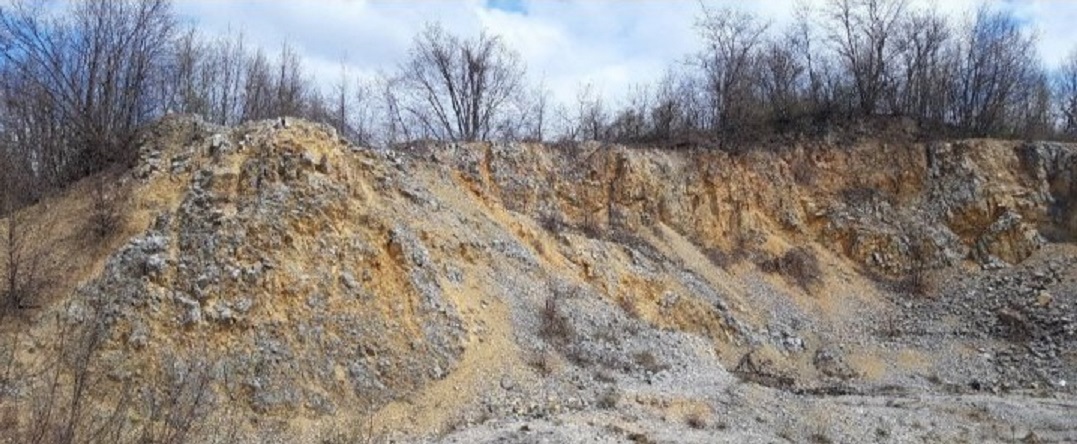 Prodajem kamenolom