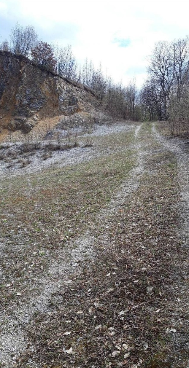 Prodajem kamenolom
