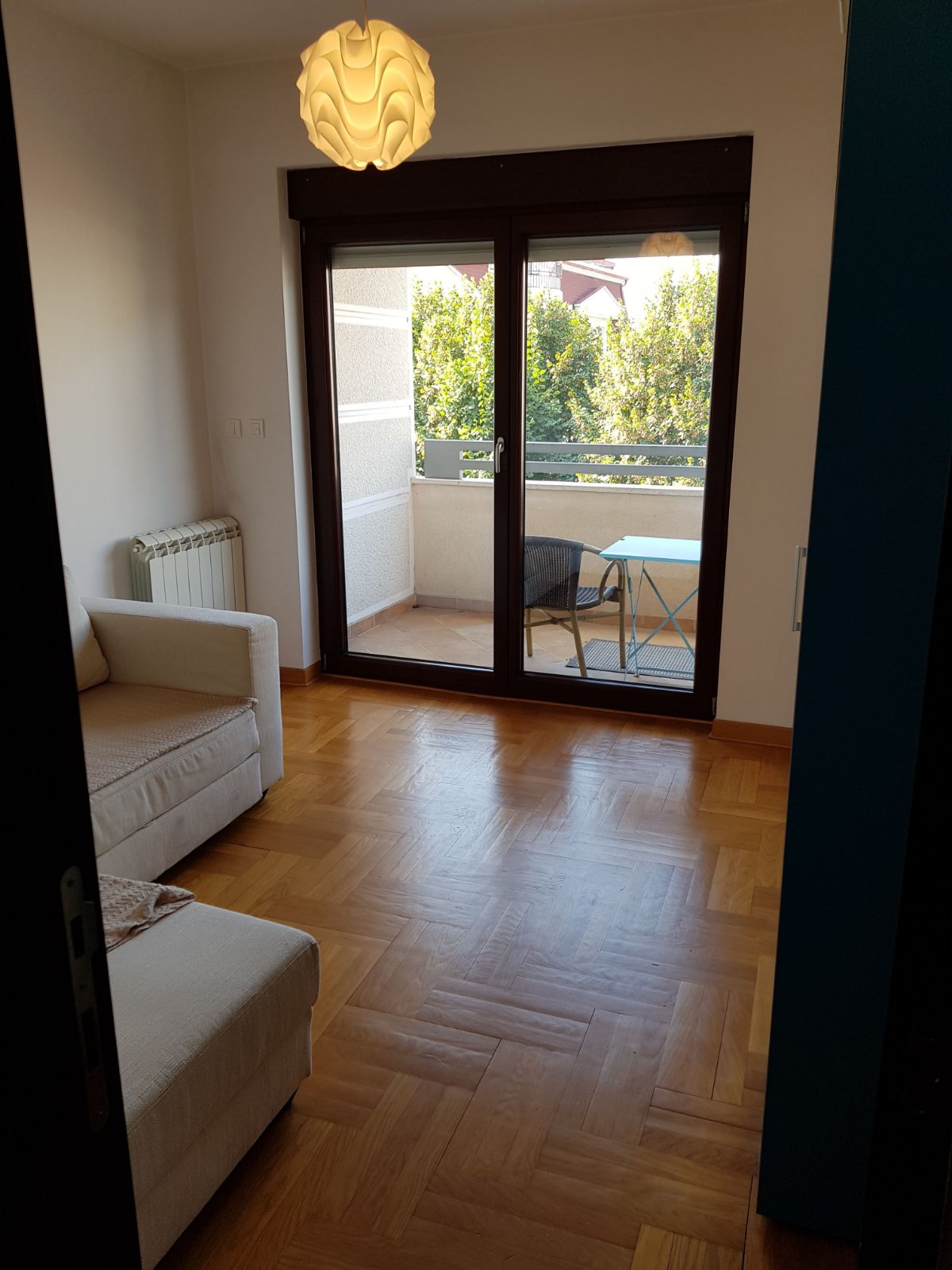 Izdajem ili prodajem LUX stan Beograd-Vozdovac