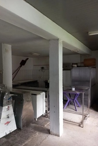 Prodajem pekaru 170m2 Nikinci,Ruma