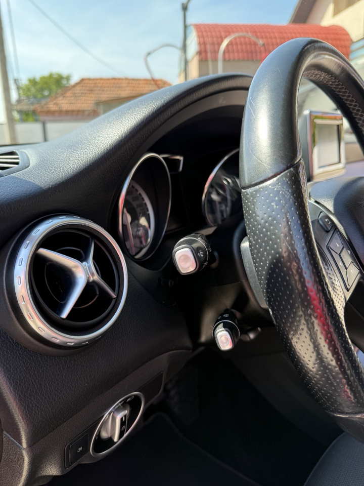 Mercedes Benz GLA 220 2,2 2015. god