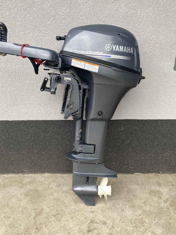 Yamaha 8ks 4t  – vanbrodski motor 2015. god