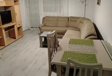 Izdajem namešten stan u Romanijskoj, u Nišu