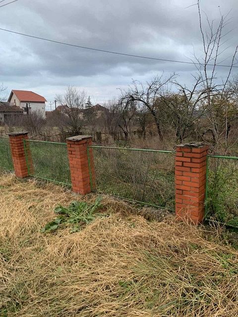 Prodajem zemljiste sa kucom od 360m2 u Stepojevcu-Lazarevac