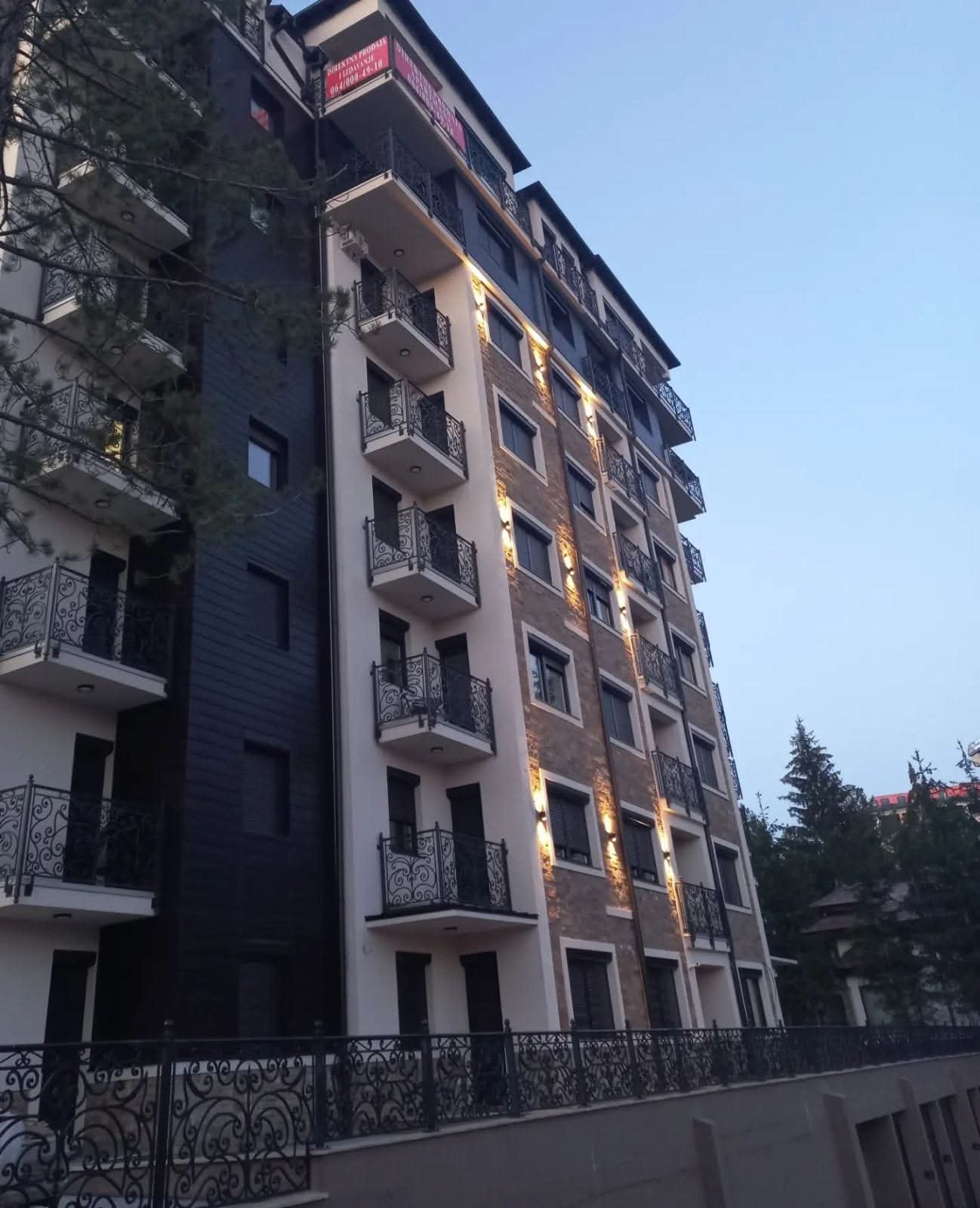Na prodaju Lux Stan (Apartman) na Planini  Zlatibor