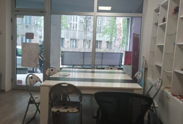 Izdajem LOKAL 25 kvm kod Pravnog fakulteta