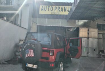 Auto perionici potreban radnik