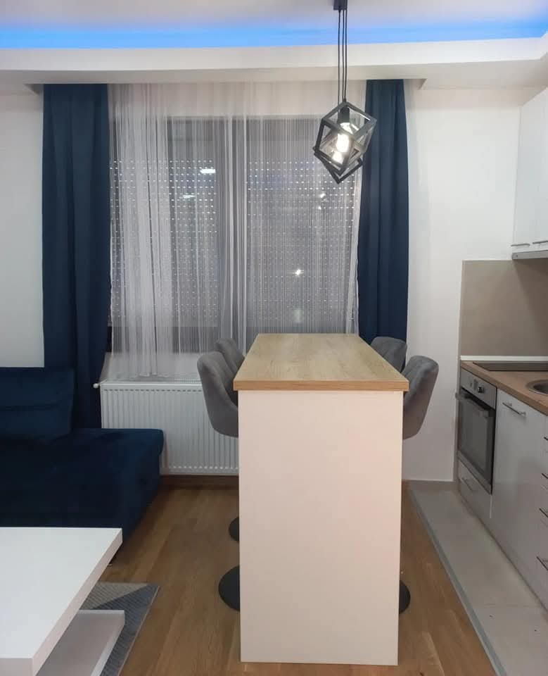 Na prodaju Lux Stan (Apartman) na Planini  Zlatibor