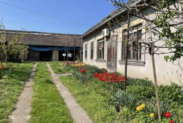 Prodaje se kuca na pocetku Bajskog puta-Subotica