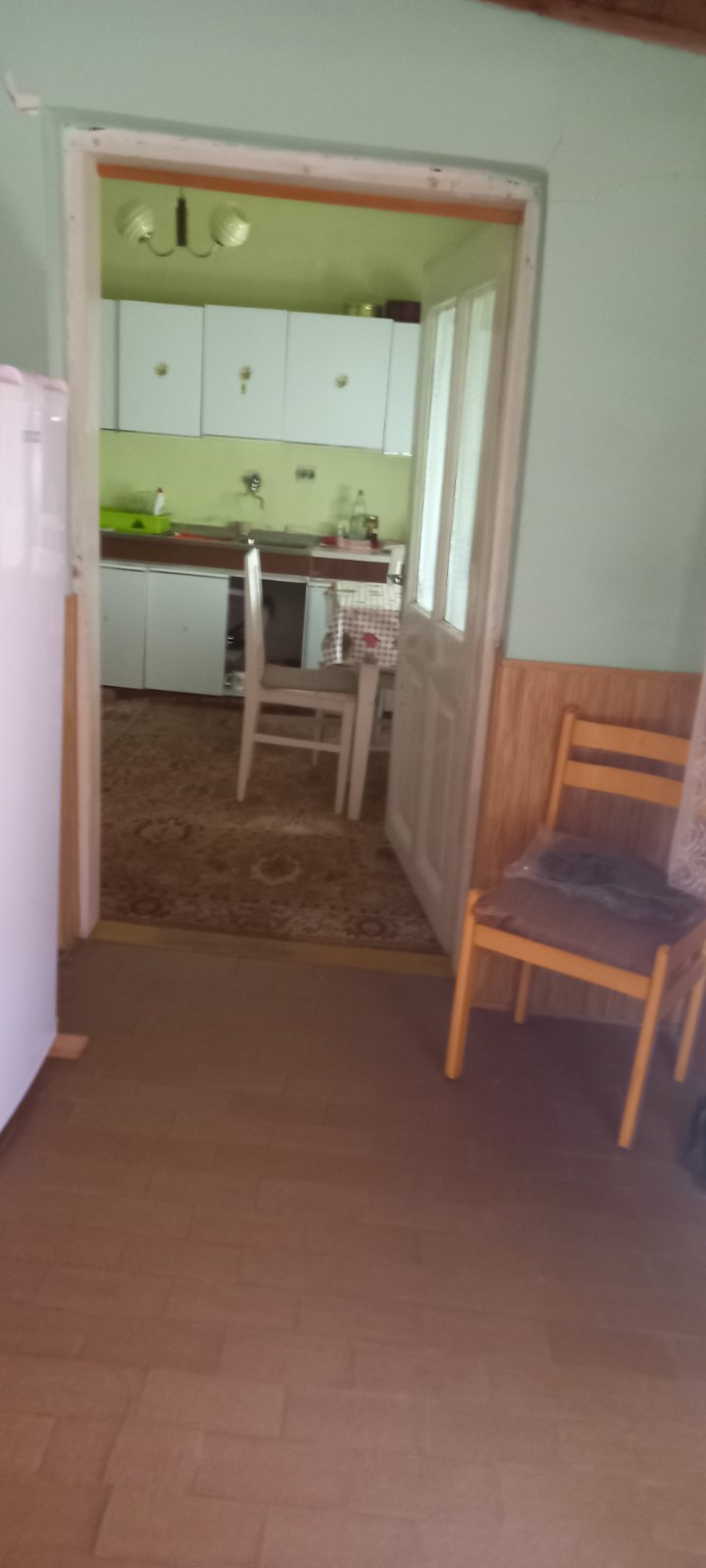 Prodajem kucu u centru Perleza-Zrenjanin
