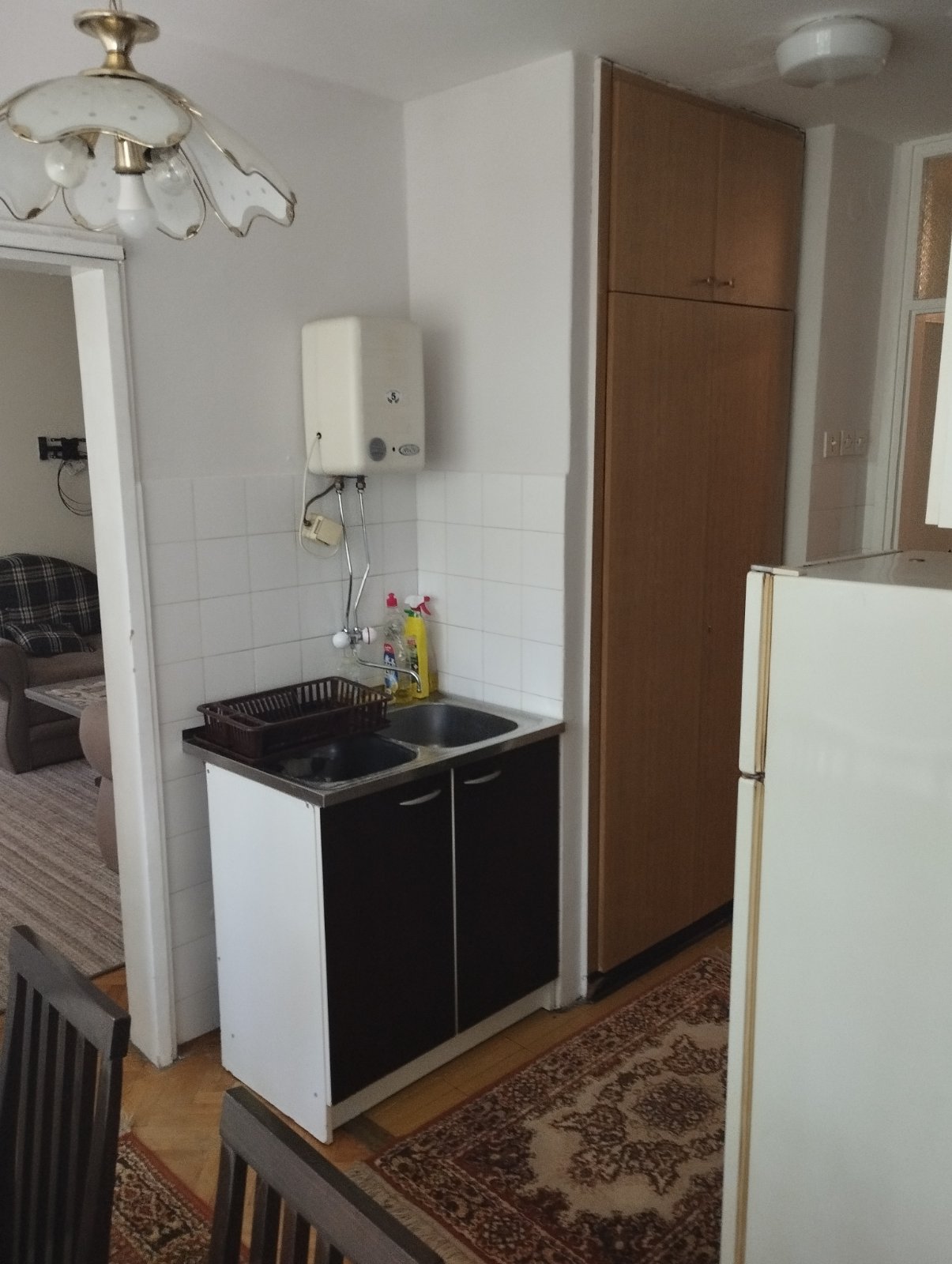 Izdajem jednoiposoban stan kod Delte