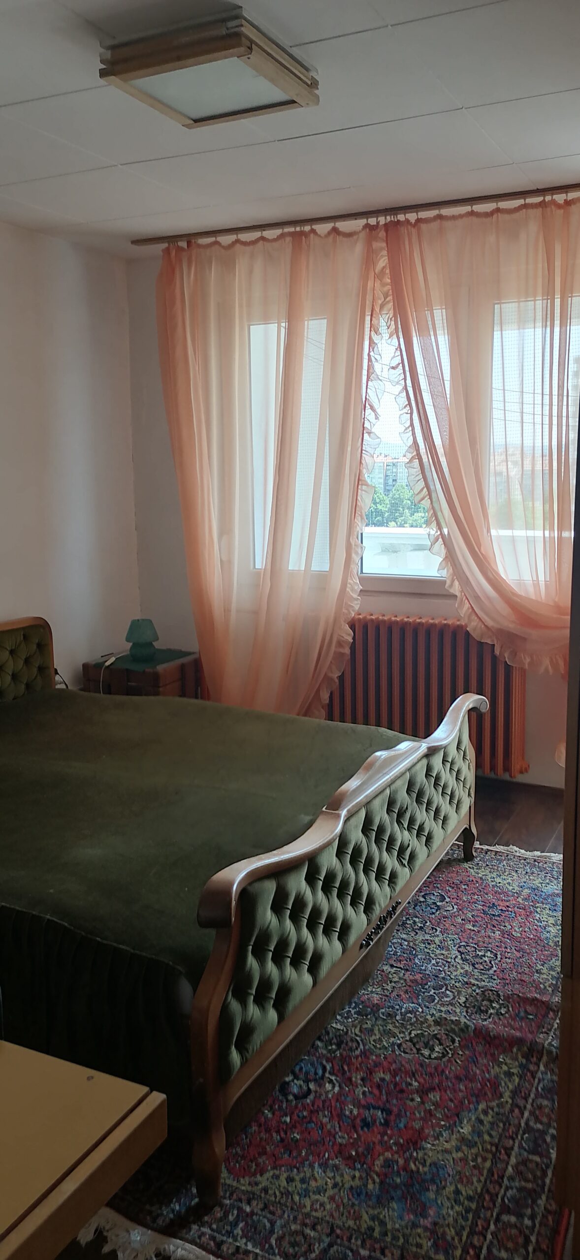 Izdajem trosoban stan u Nišu