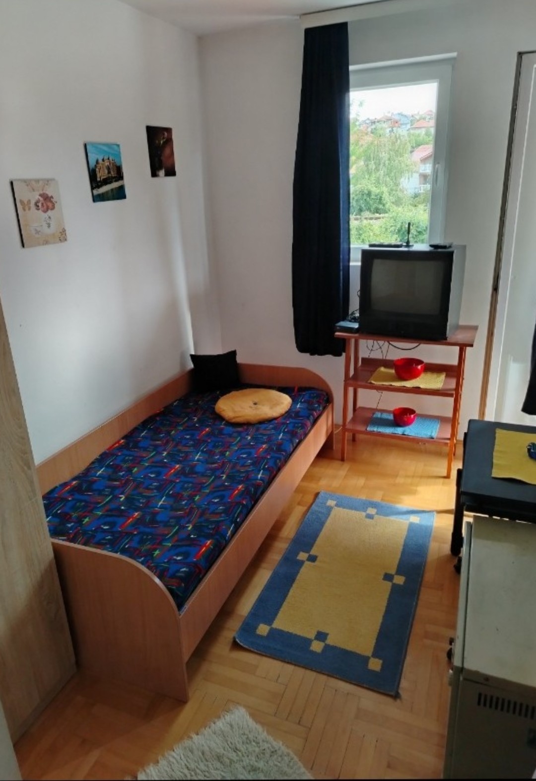 Izdajem stan kod klinickog centra
