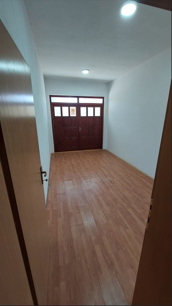Izdajem poslovni prostor od 79m2, Nis, vise namena