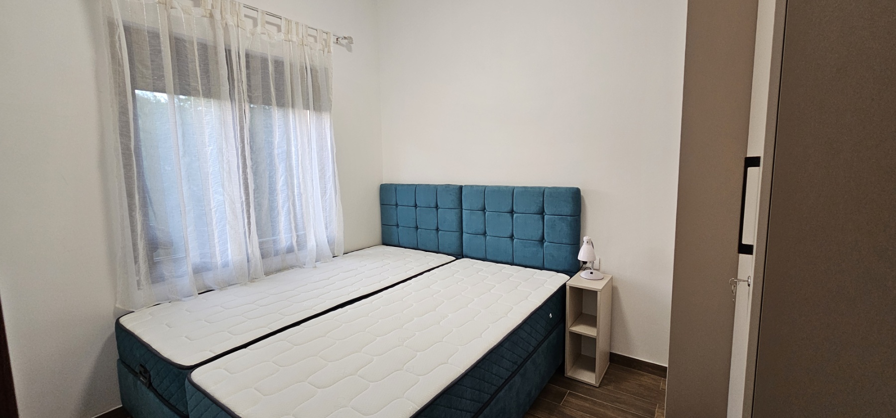 ELITNA LOKACIJA LUX TROSOBAN STAN NA PRODAJU SA DVORIŠTEM I PARKING MESTOM ZLATIBOR