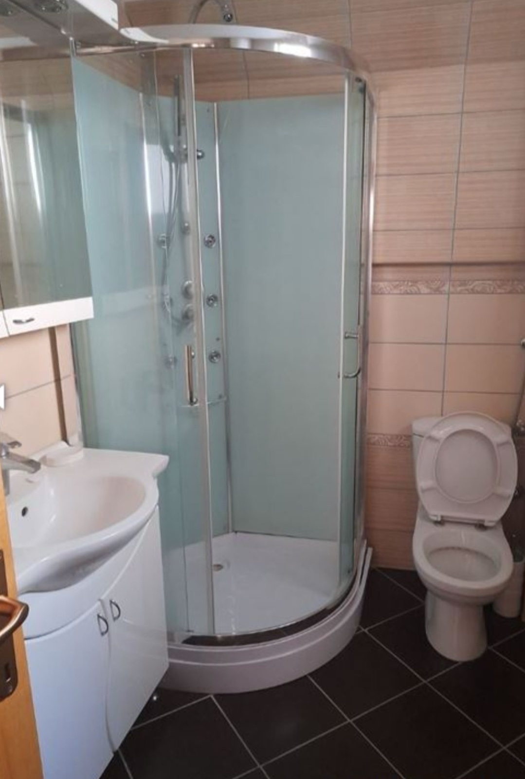 Prodajem apartman na Kopaoniku