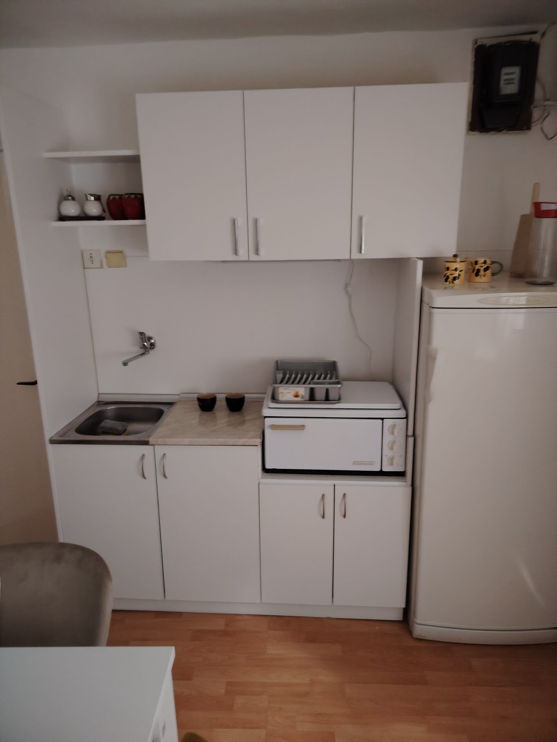 Garsonjera Crveni Pevac Niš