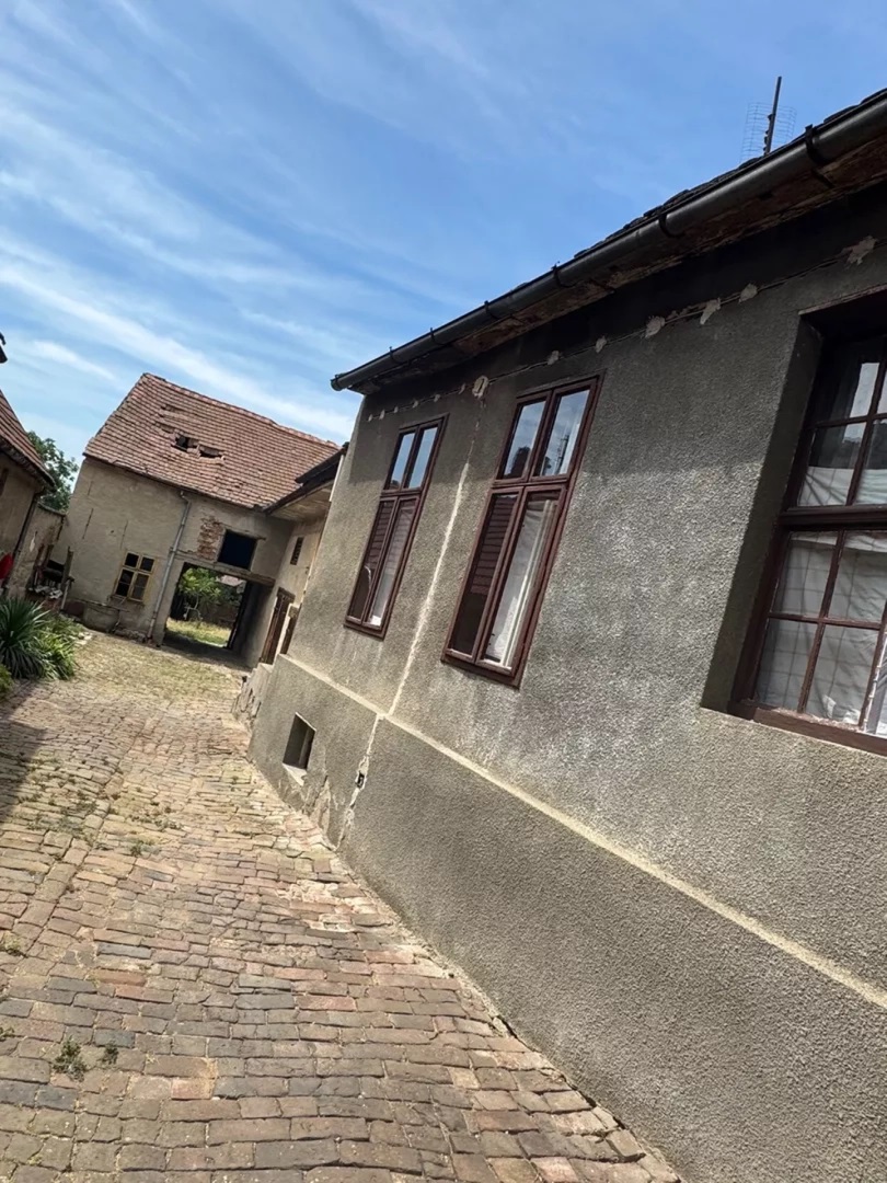 Prodaja kuce sa velikim mogucnostima i pogodnoj ceni