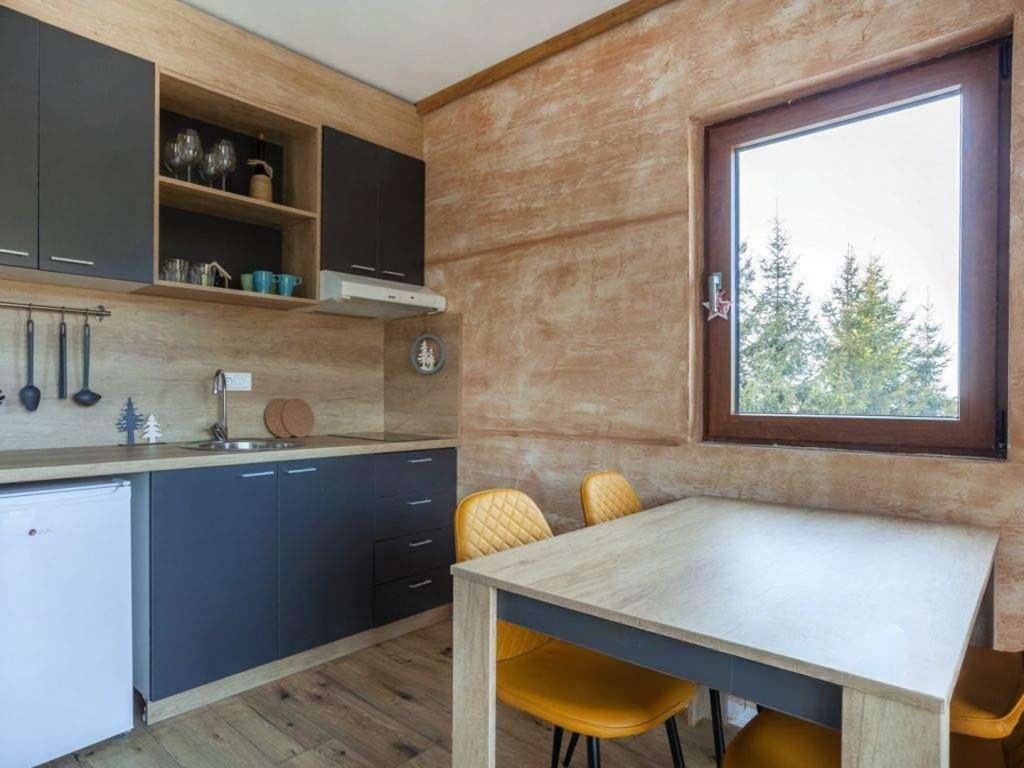 Apartman na Kopaoniku 35m2-Chalet vrhovi Kopaonika,1 sprat,parking,uknjizeno