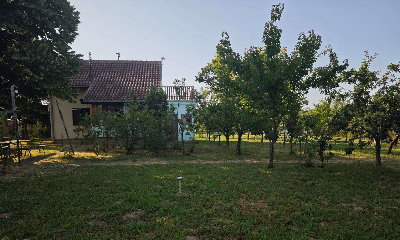 Vikendica sa pogledom na Srem,Irig-Krusedol