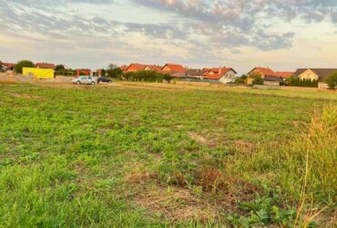 Prodajem plac u Loznici