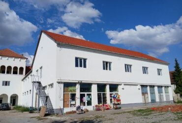 Poslovno-stambena zgrada u Titelu