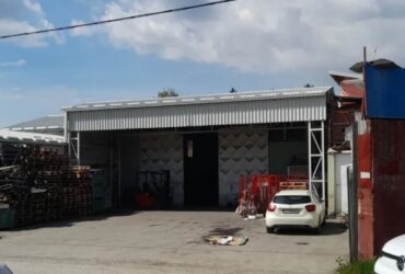 Poslovno-stambeni prostor,hala