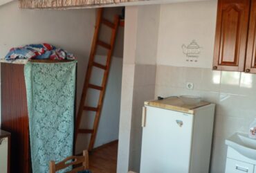 Izdajem garsonjeru u centru Niša