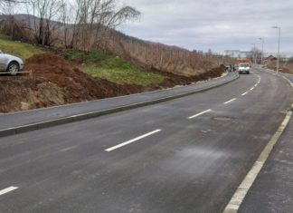 Završene pristupne saobraćajnice oko fabrike Zumtobel Završene pristupne saobraćajnice oko fabrike Zumtobel