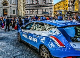 Srednjoškolci krali iz radnje tokom ekskurzije u Italiji Italijanska policija, ilustracija; Foto: Pixabay