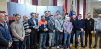 Prijem za trofejne niške sportiste: rukometašima i snouborderu uručena priznanja